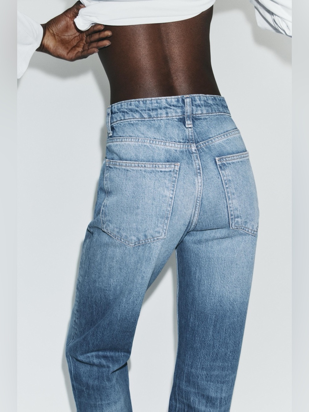ZARA | tapered high rise jeans | size 10 - Picture 1 of 4